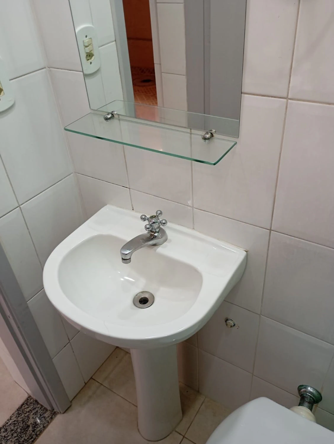 Квартира на первом этаже с 1 спальней и отдельной кухней — photo 9