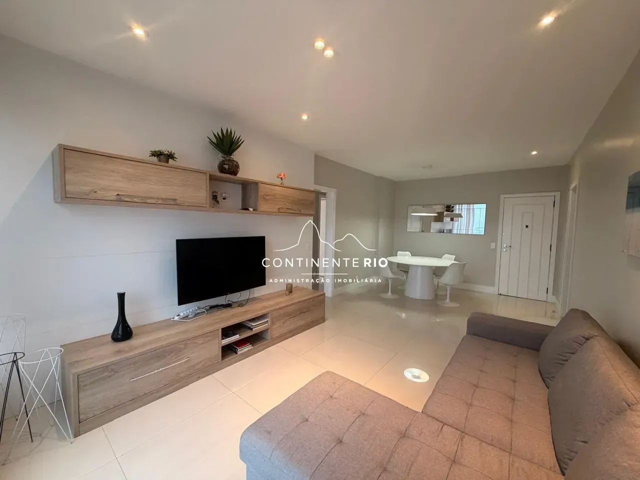 Furnished 3-bedroom apartment with 2 bathrooms — photo 7