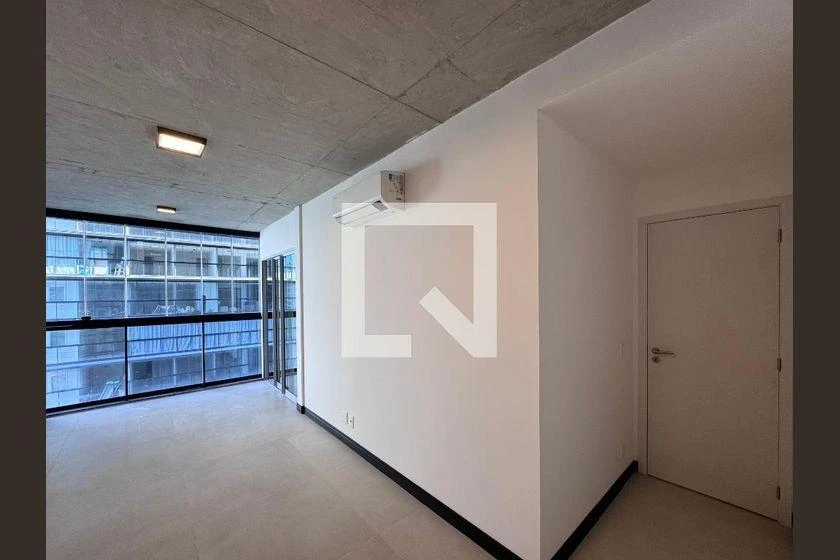 98 m² apartment with 3 bedrooms and a glassed-in balcony — photo 16