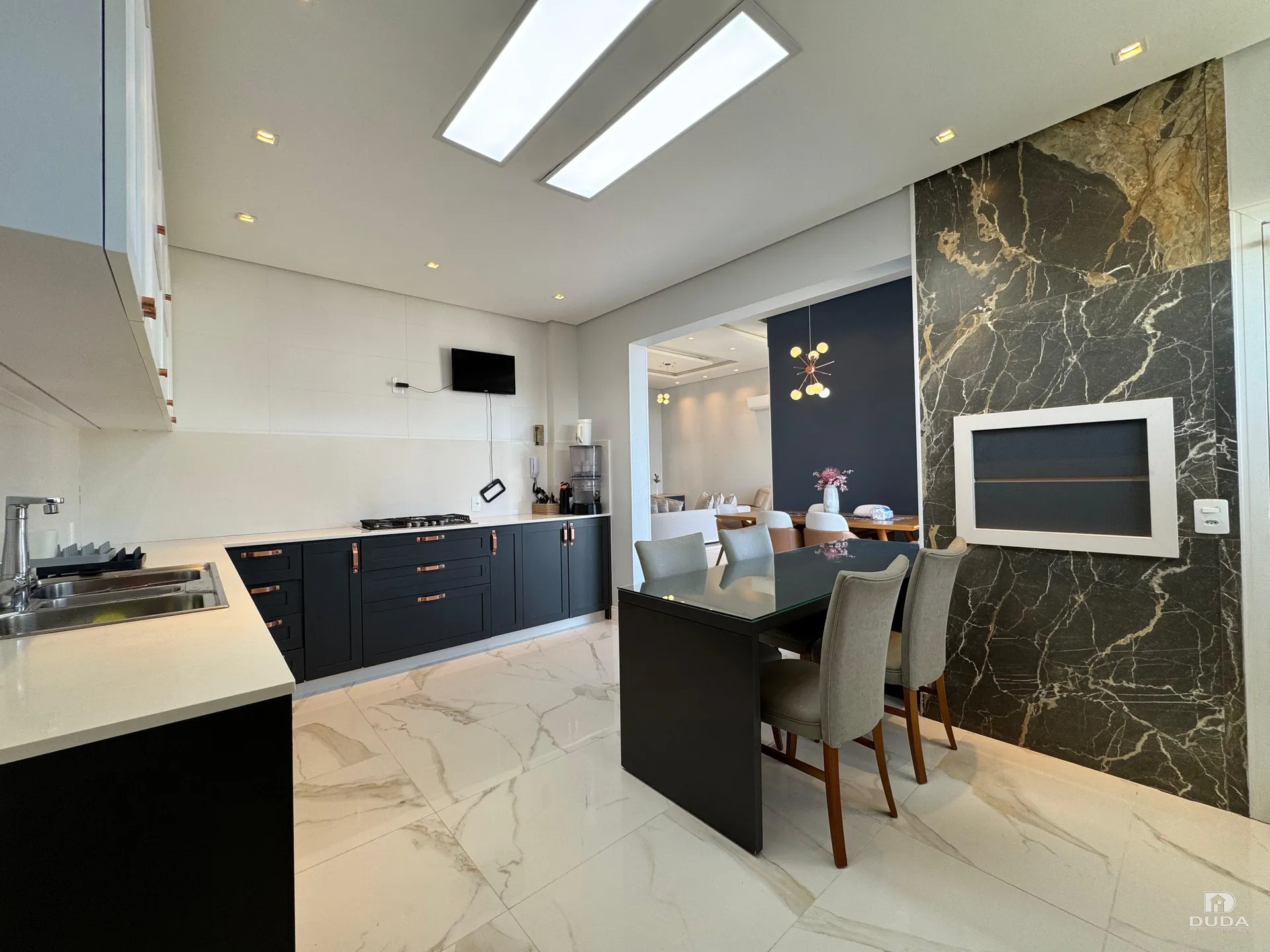 Меблированный дом с 5 спальнями и 543 м² — photo 45