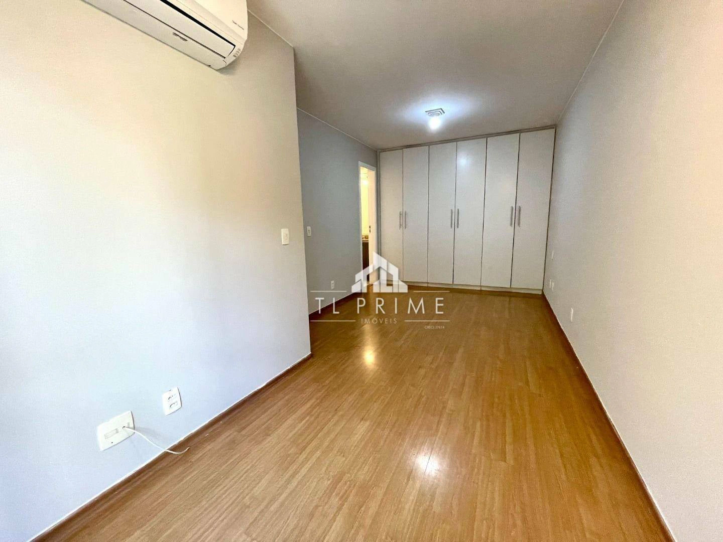 Furnished apartment, 99 m², with a private pool — photo 26