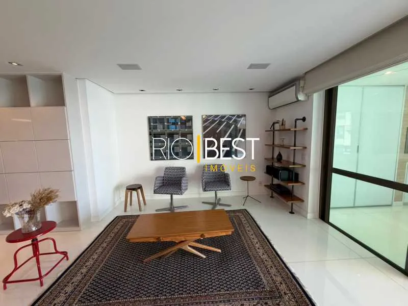 Apartment with 4 rooms and 3 modern suites — photo 15
