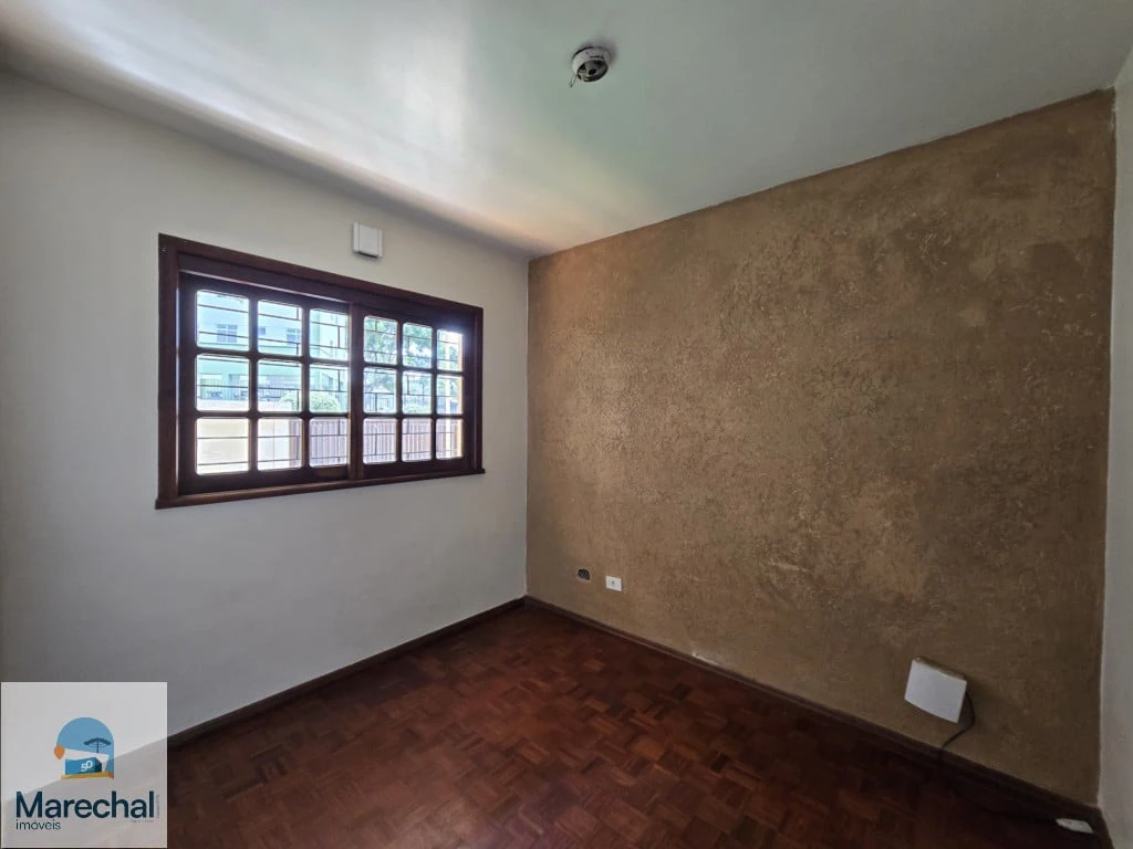 3-bedroom house with a private BBQ — photo 3