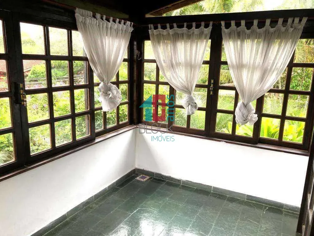 Casa de condomínio com 4 quartos e varanda com churrasqueira — photo 23
