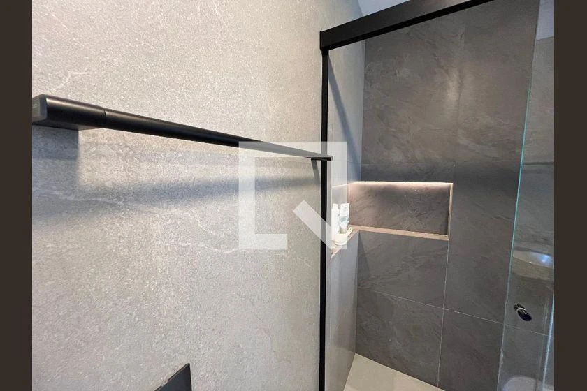One-bedroom apartment with a mountain view — photo 36