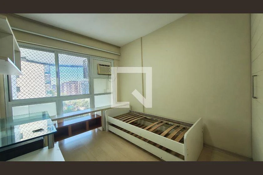 Apartamento de 2 quartos com varanda de vidro — photo 39