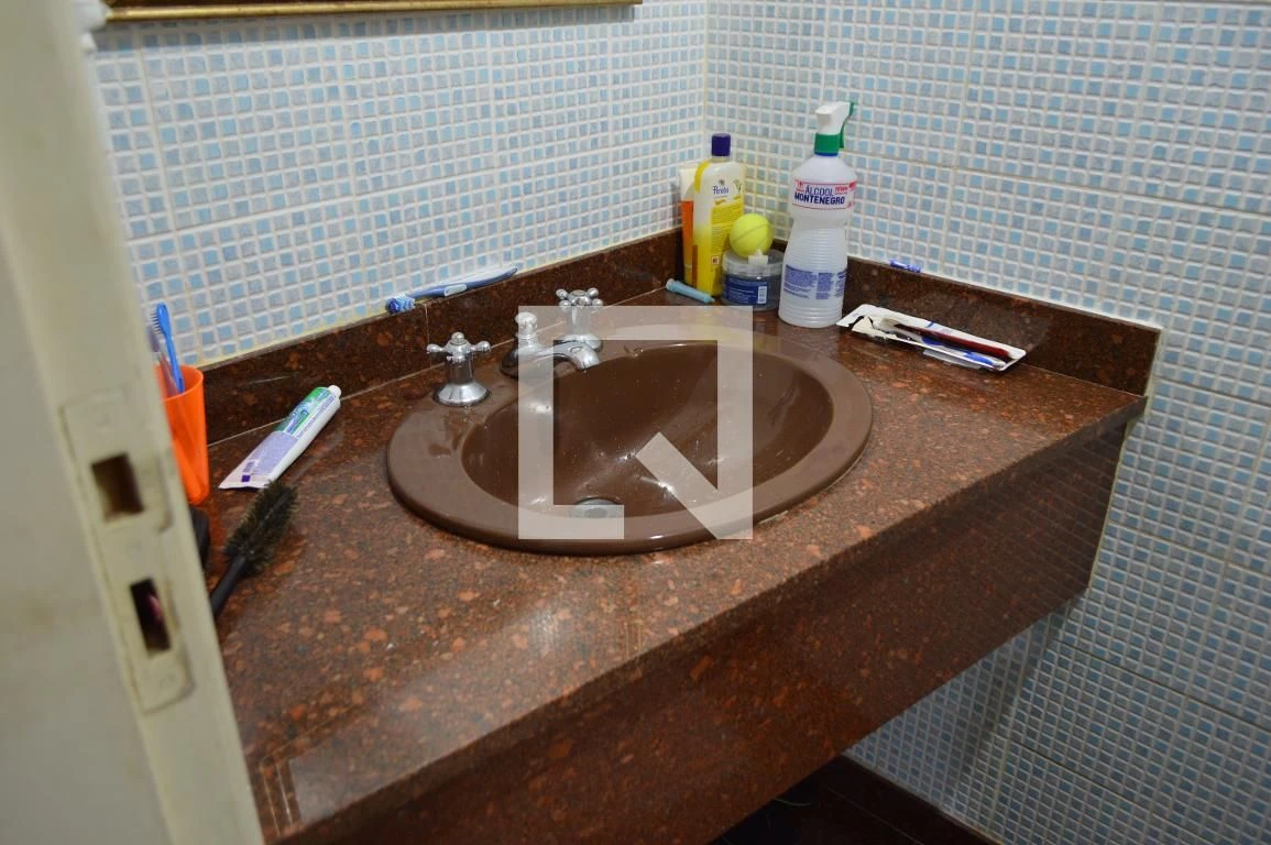 Будинок для оренди на 6 спалень із ванними та приватним садом — photo 91