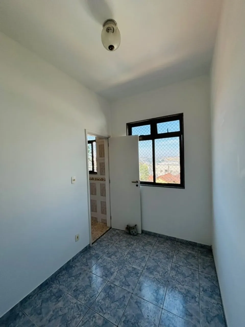 Apartment with 3 bedrooms and 1 bathroom — photo 13