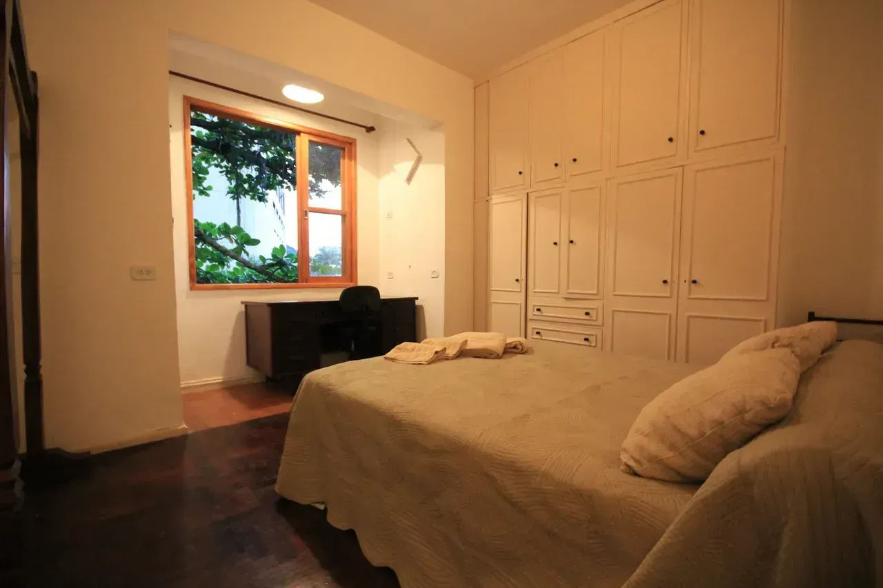 Furnished 2-bedroom apartment with 2 bathrooms — photo 7