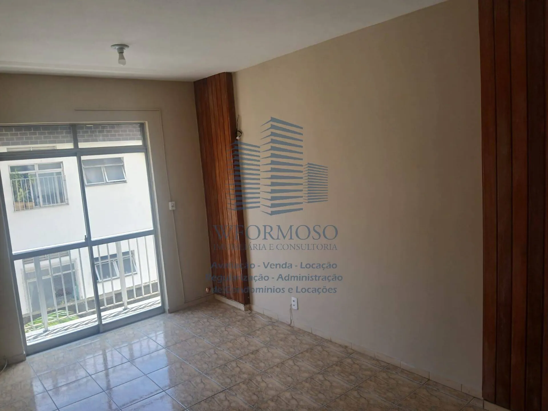2-bedroom apartment in a building with a gym — photo 14