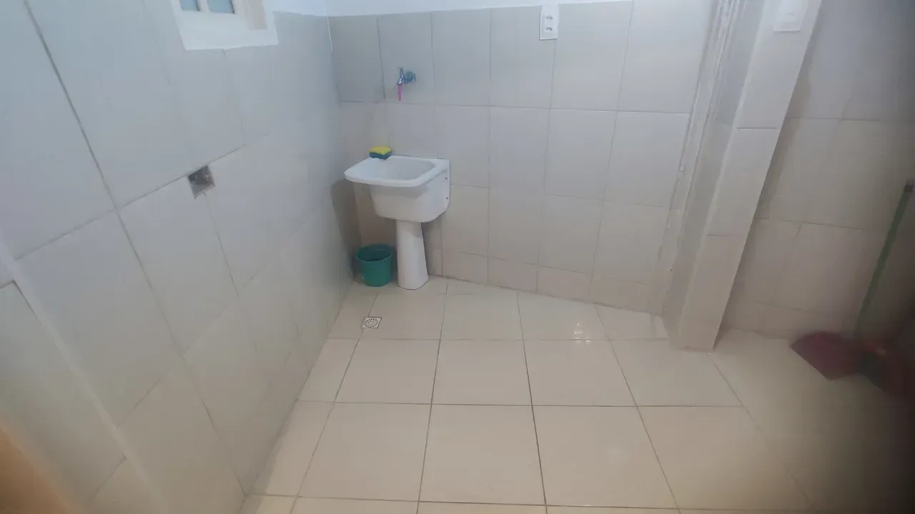 Apartamento de 1 quarto com piso de madeira e 1 vaga — photo 11