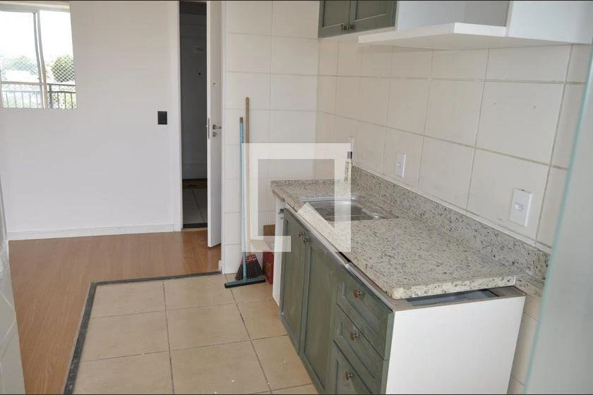 Glass-enclosed balcony in a 2-bedroom apartment, 47 m² — photo 14