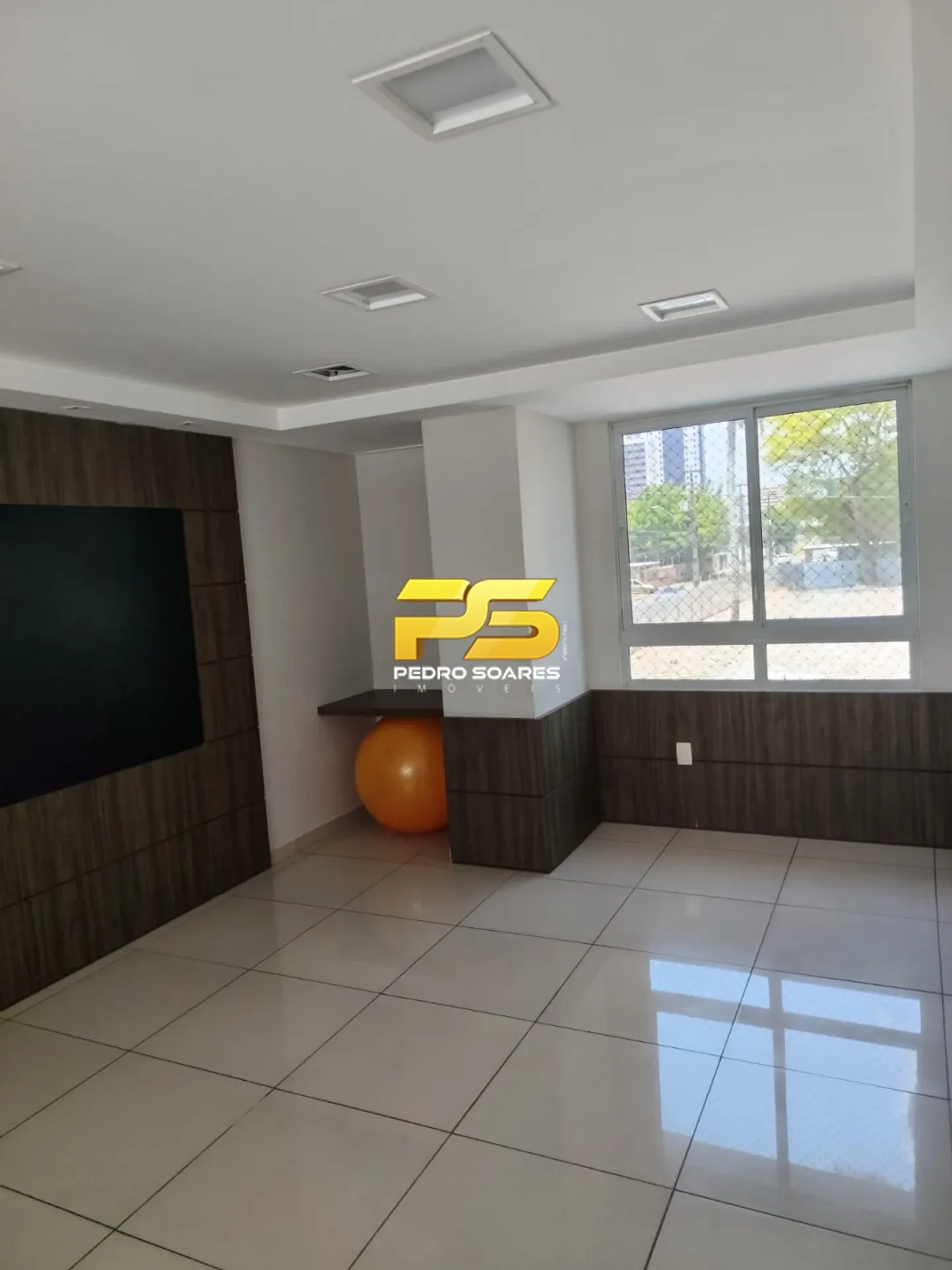 Квартира 186 м² с джакузи и застеклённым балконом — photo 23