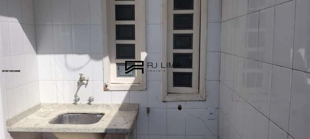 Casa em condomínio com 3 dormitórios e 220 m² — photo 8