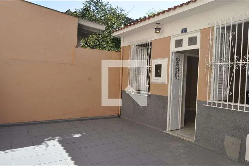 House, 70 m², with a garden