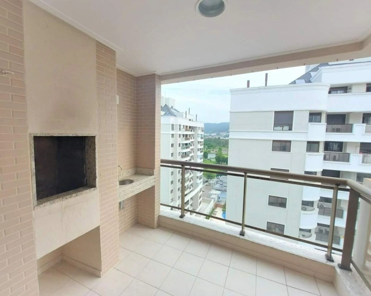 Apartment, 83 m², with a grill on the balcony — photo 8