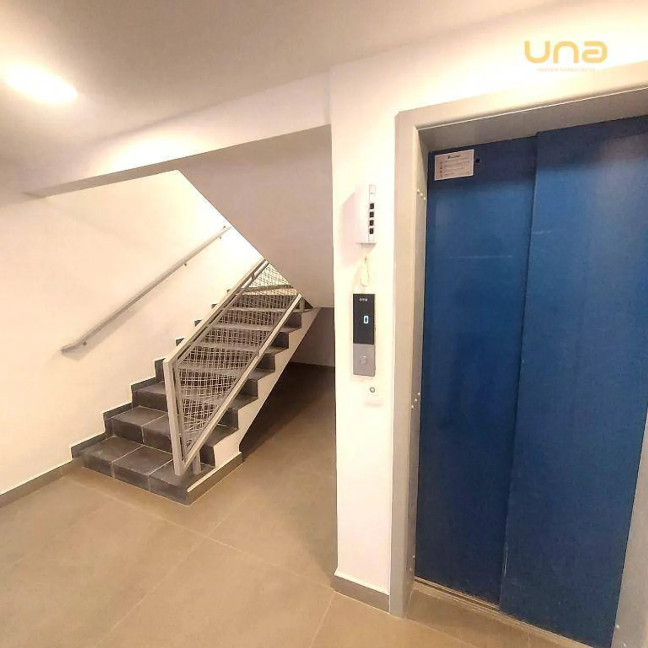 34 m² studio with 1 bedroom and a compact kitchenette — photo 12