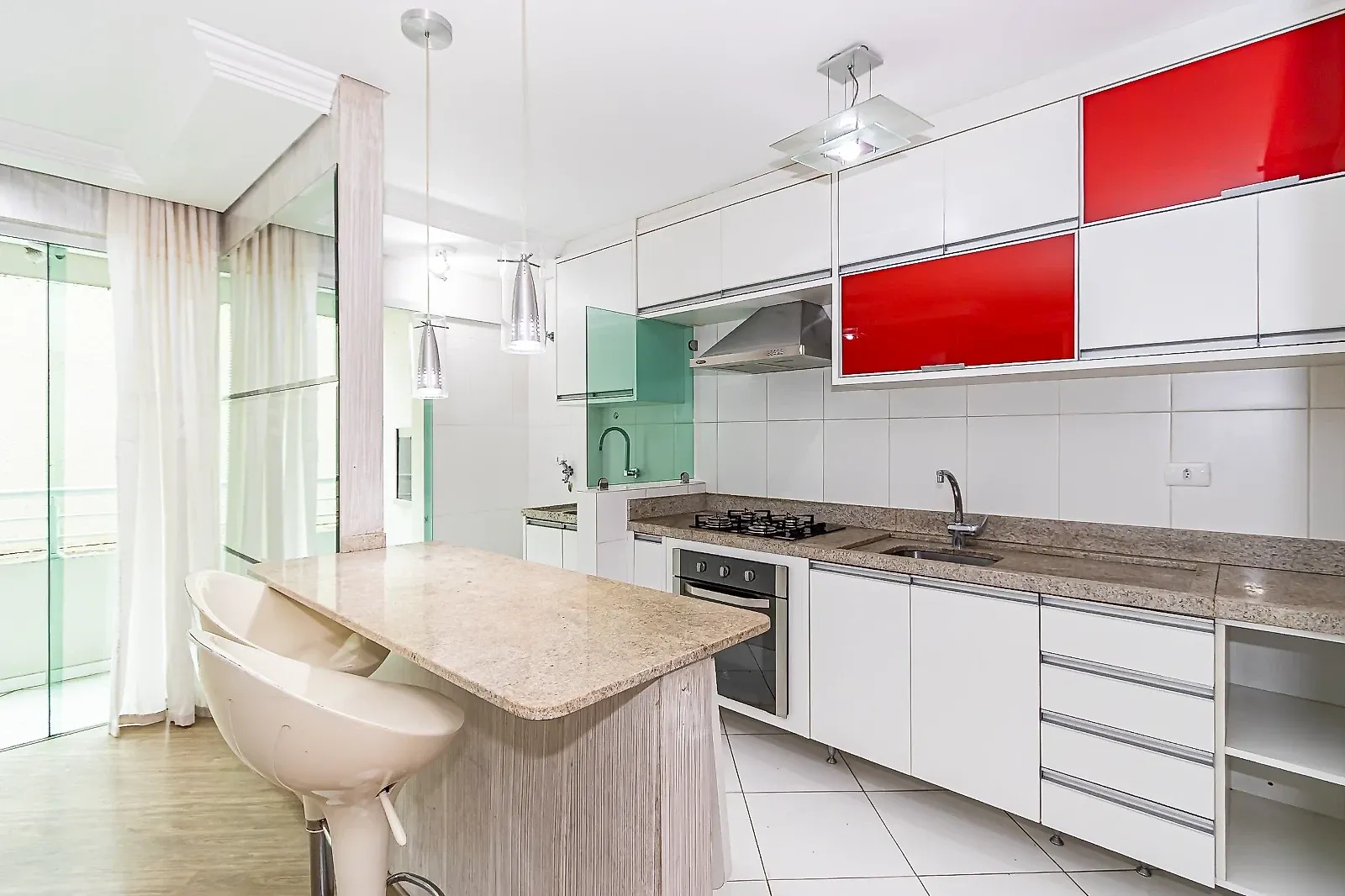 Apartamento de 2 quartos com varanda gourmet, Bacacheri — photo 15