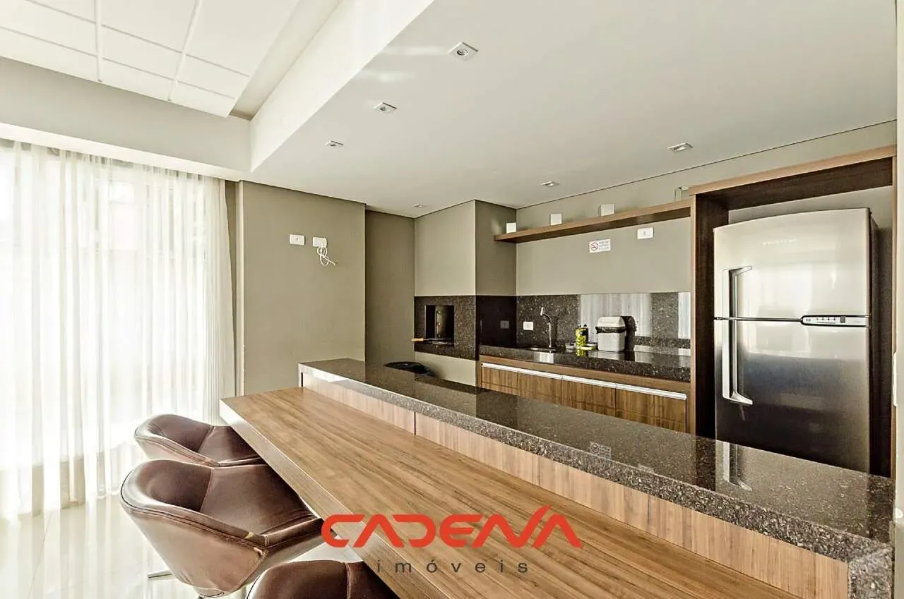 One-bedroom apartment in a building with a gym — photo 7