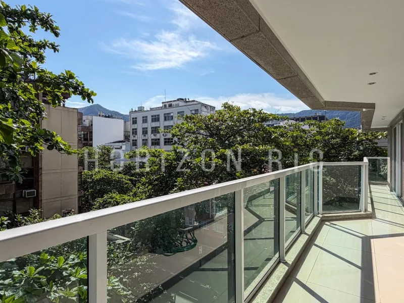 Apartamento, 229 m², com varanda envidraçada — photo 18