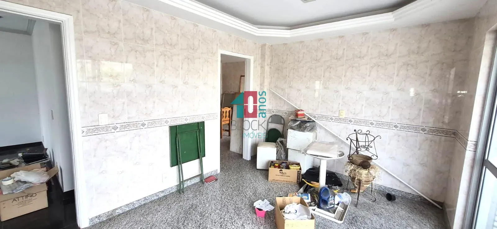 Apartamento com 4 quartos e cozinha separada — photo 14