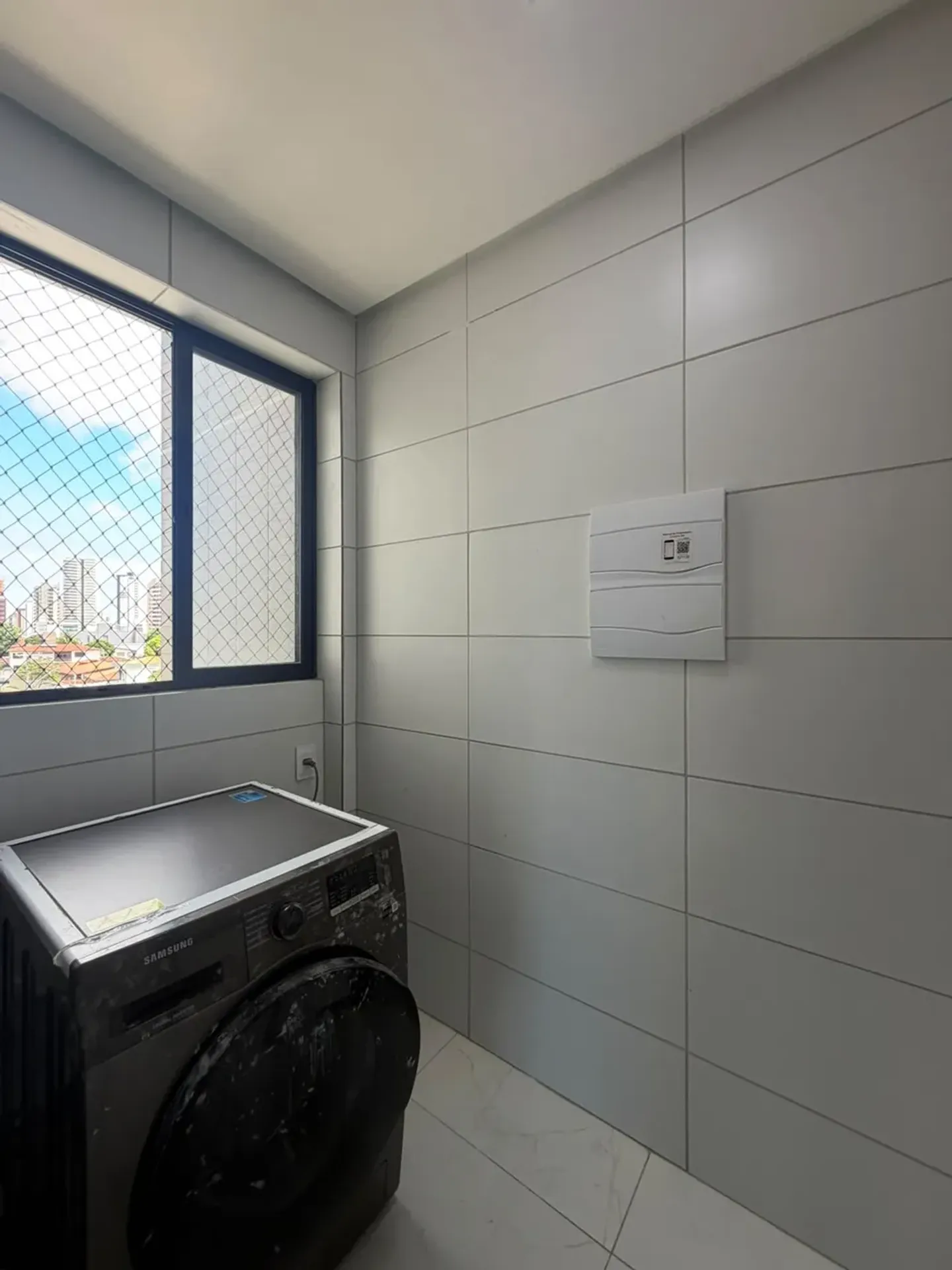 Washing machine in a 3-bedroom apartment, 84 m² — photo 2