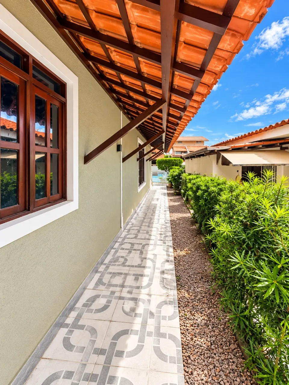 4-bedroom house, 380 m² — photo 7