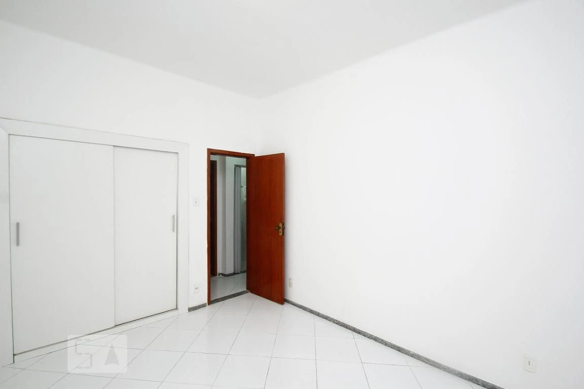 Washing machine in a 2-bedroom apartment, 74 m² — photo 21