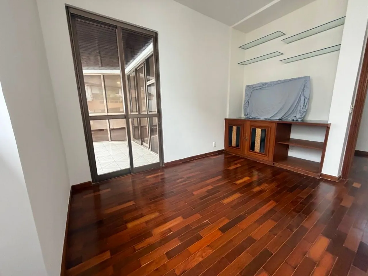 Rental apartment with 4 bedrooms and 4 bathrooms — photo 20