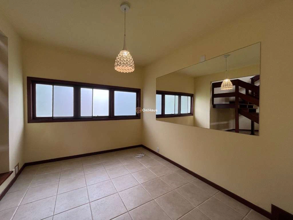 Casa de 4 dormitorios con jardín privado en comunidad cerrada — photo 5