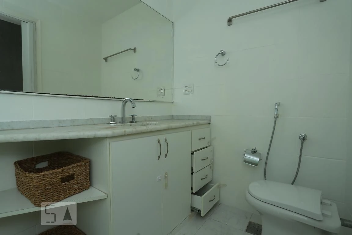 Нежитловий апартамент з 3 спальнями та окремою кухнею — photo 5