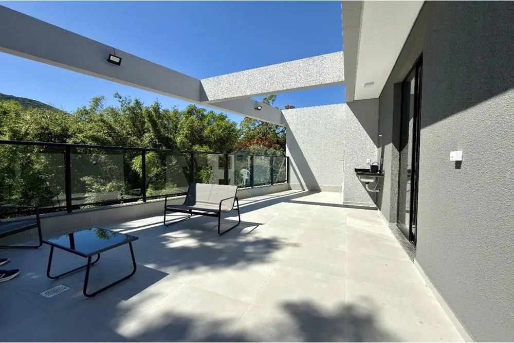 Furnished 93 m² studio on the 2nd floor with terrace — photo 16