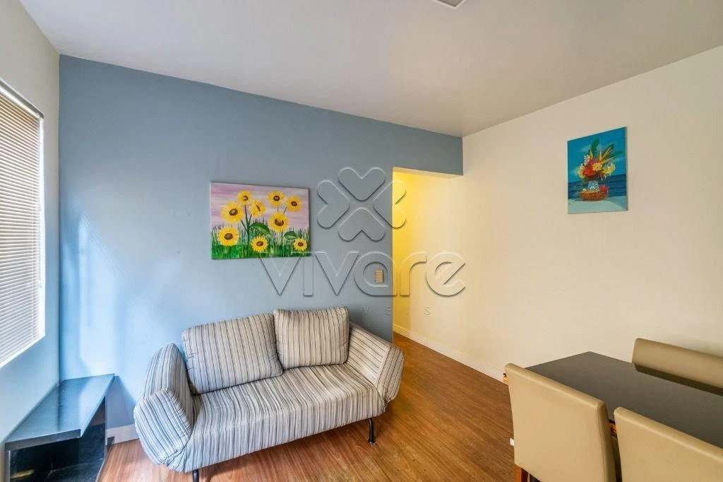 Furnished apartment, 38 m², with a washing machine — photo 10