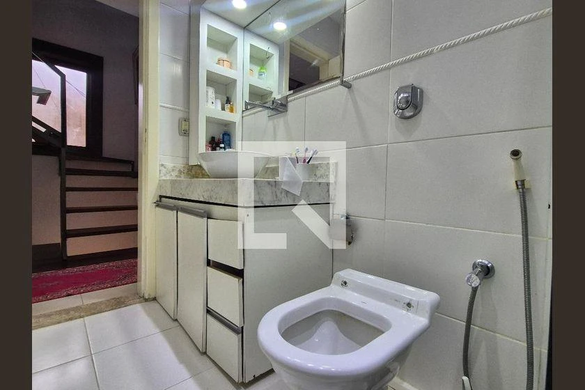 House for rent with 4 bedrooms and a glass balcony — photo 49
