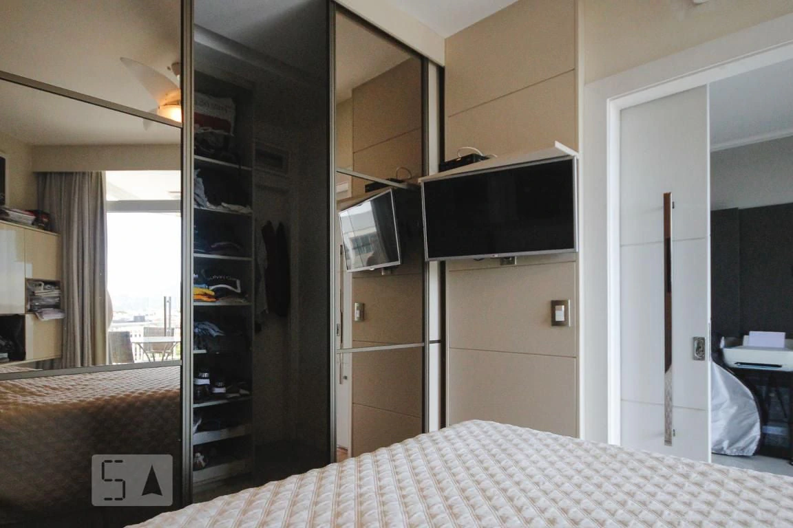 Furnished 1-bedroom apartment with open-plan kitchen — photo 12
