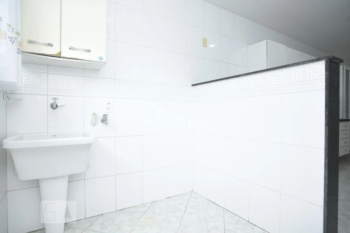 4-bedroom apartment (2 en-suite) with separate kitchen — photo 20
