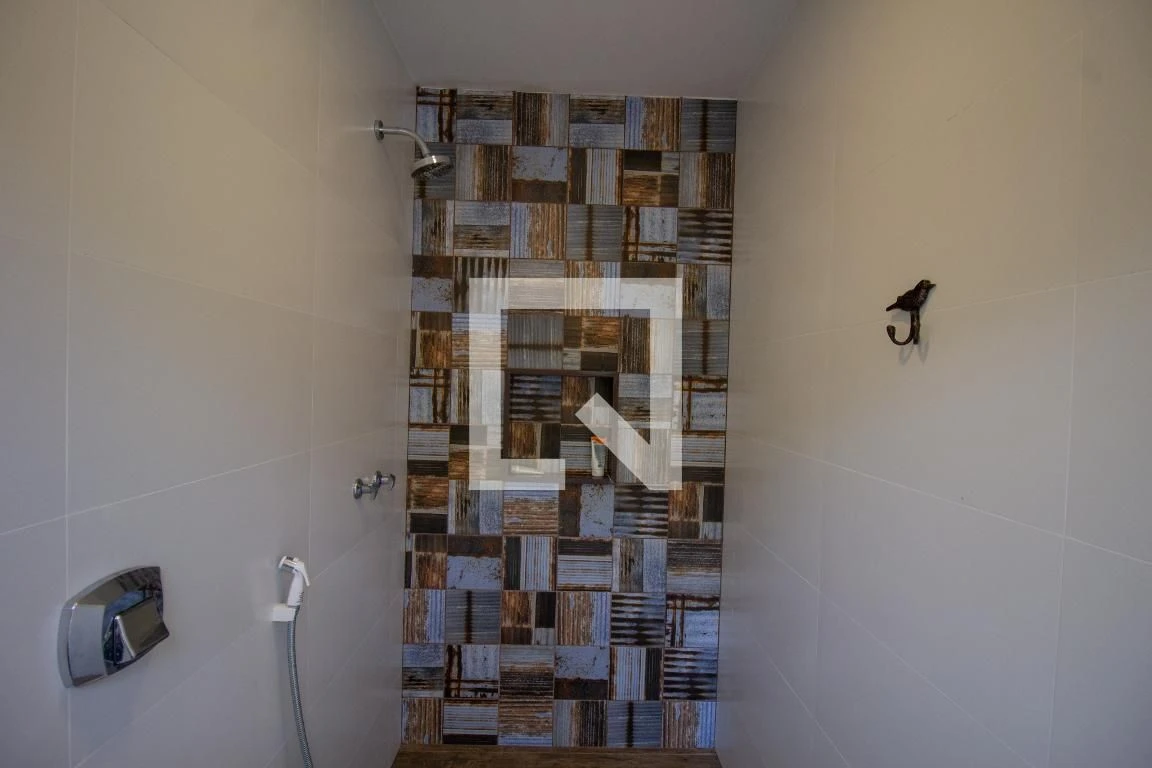 4-bedroom house with a bathtub in Rio de Janeiro — photo 56