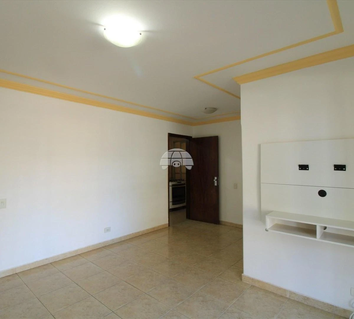 2-bedroom apartment with a washing machine in Curitiba