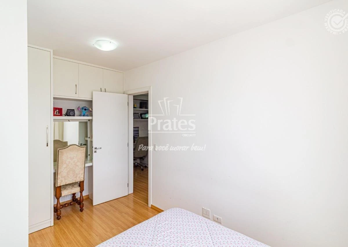 2-bedroom apartment with a home office in Curitiba — photo 11