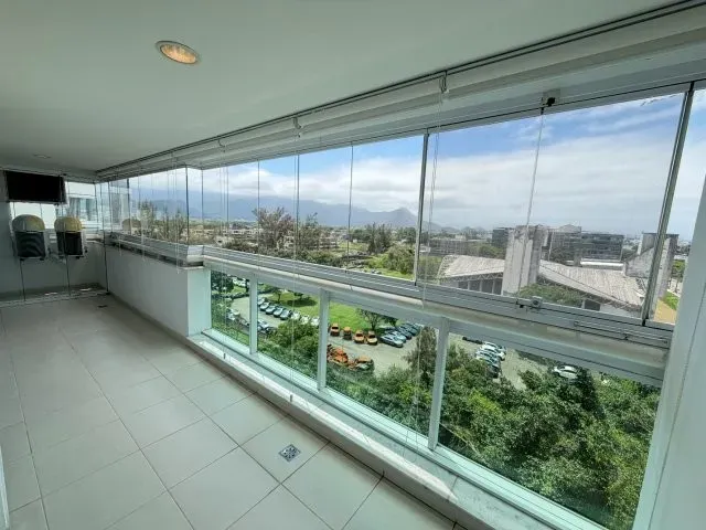 Apartment, 73 m², with a glass-enclosed balcony — photo 12