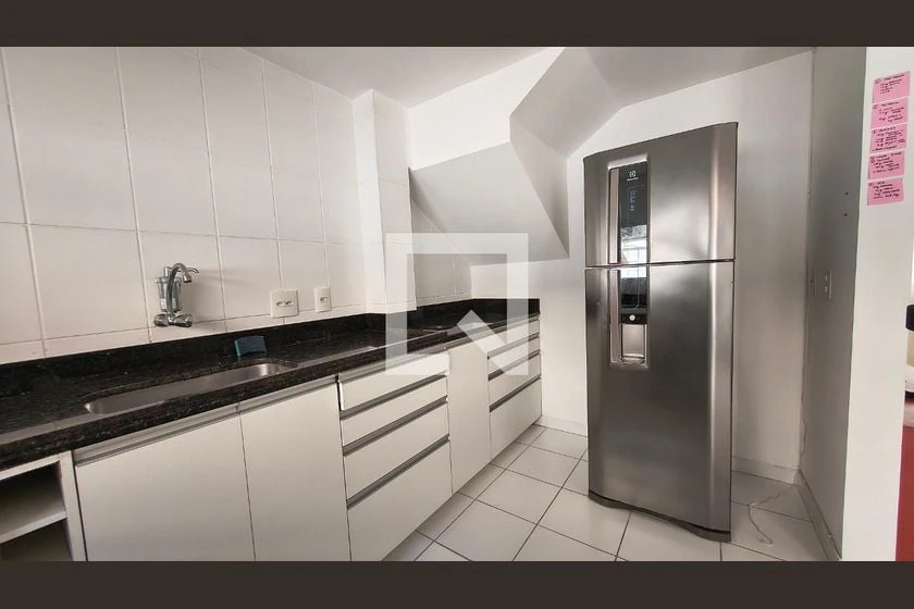 3-bedroom apartment with a home office — photo 19