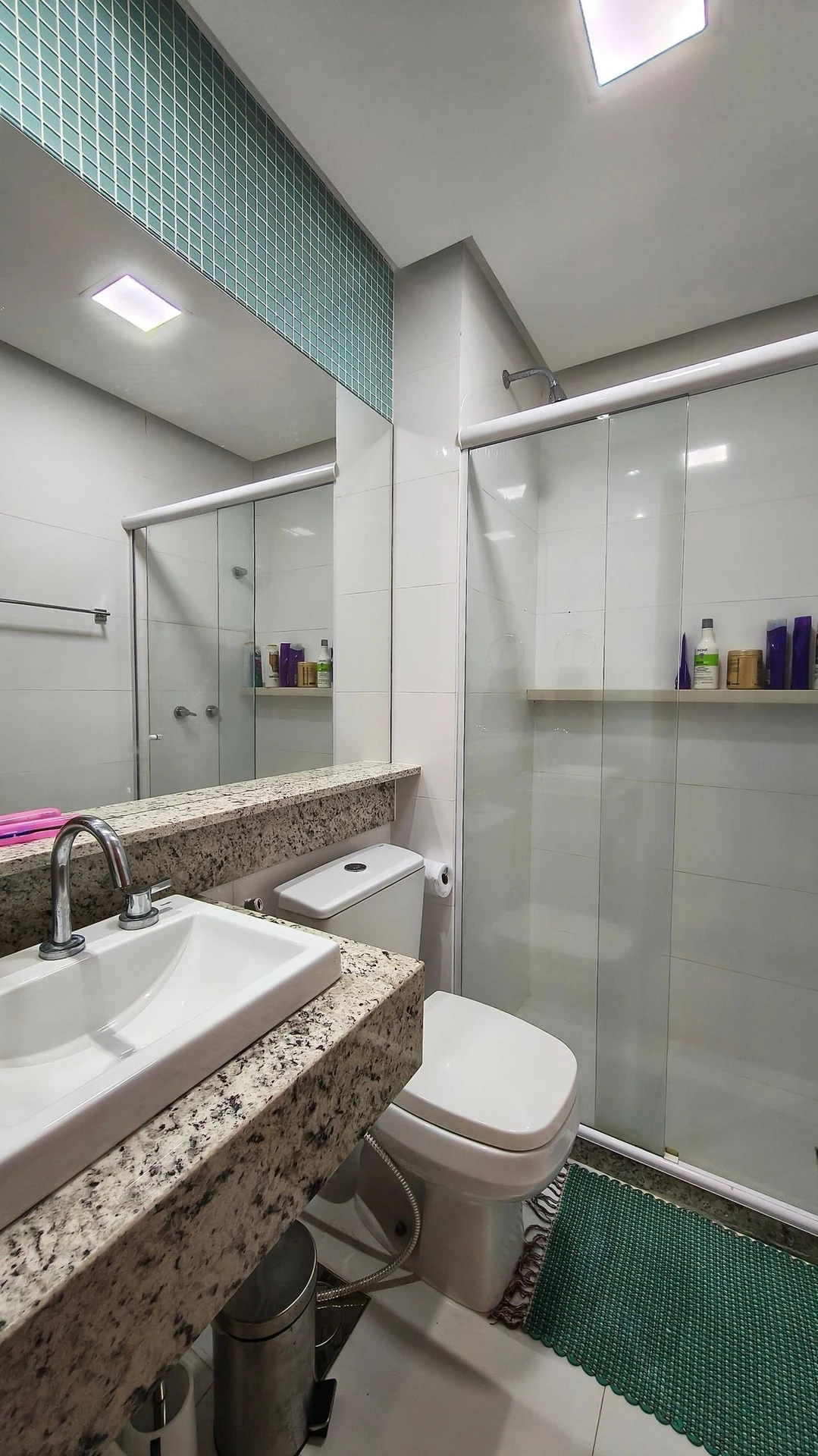 Furnished apartment, 160 m², with a glass-enclosed balcony — photo 37