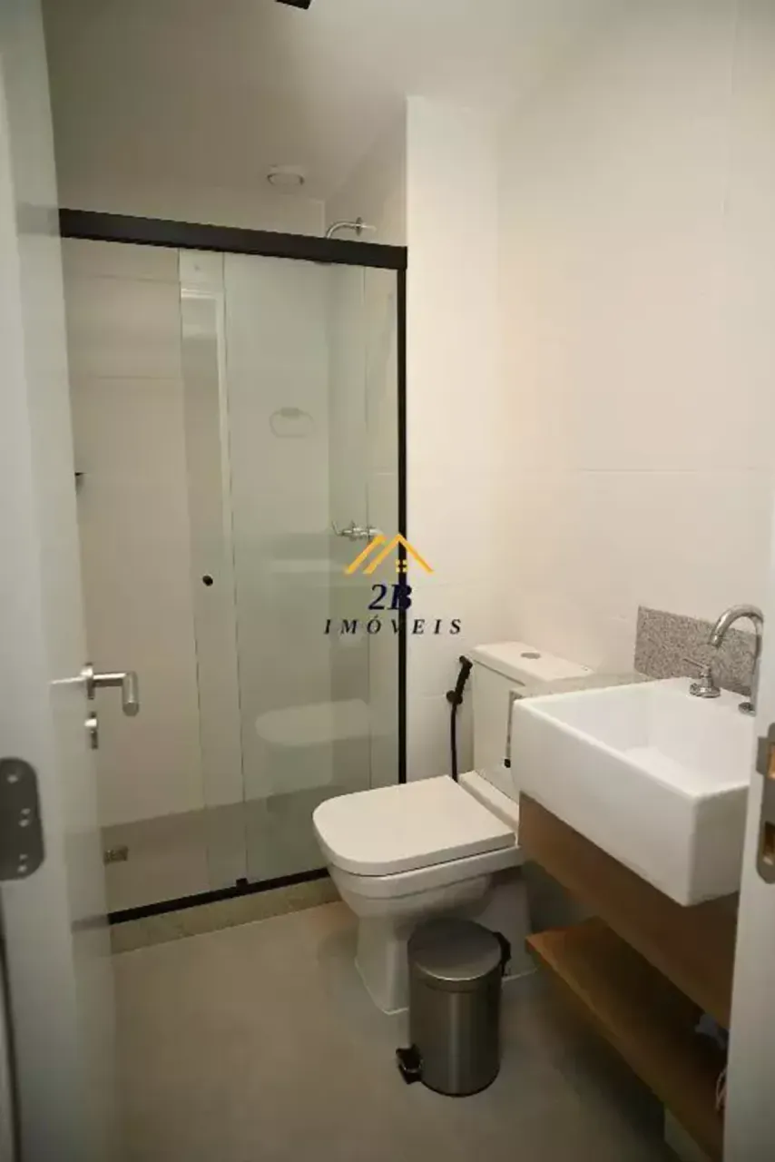 Furnished apartment with 2 bedrooms and 1 parking spot — photo 18