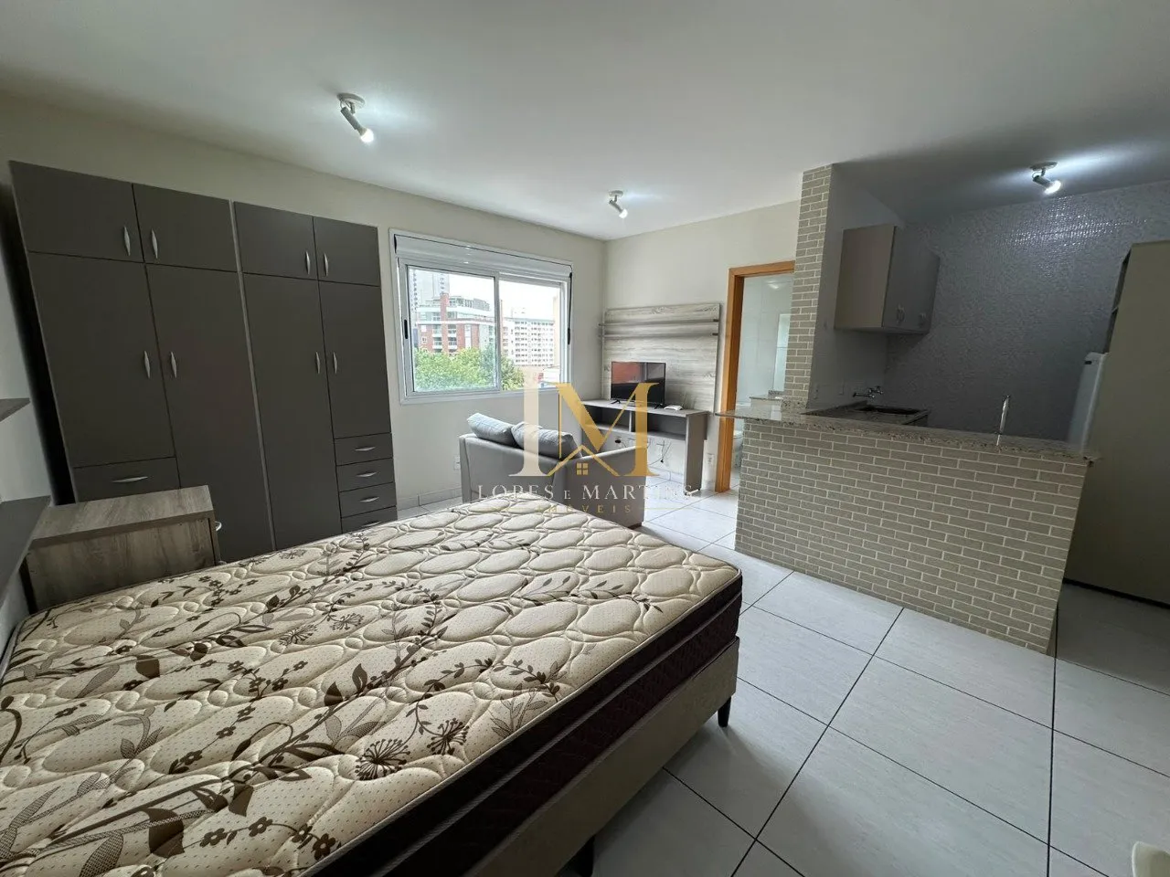One-bedroom apartment with a home office in Curitiba — photo 4