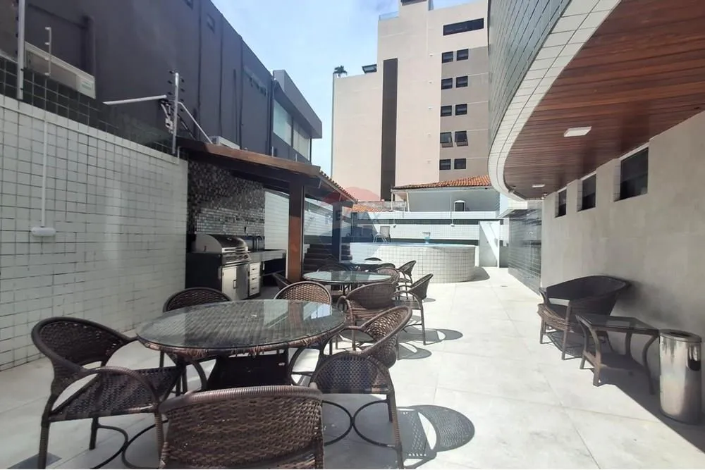 Private pool in a 3-bedroom apartment, 96 m² — photo 32