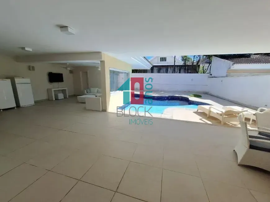 Будинок на 668 м² з 4 спальнями та власним садом — photo 33