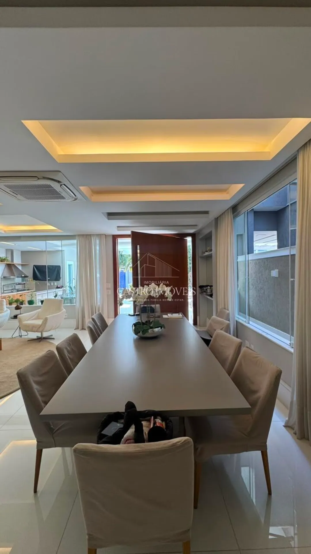 Furnished house with 4 en-suite bedrooms and private garden — photo 24