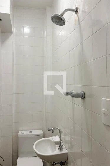 Деревянный пол или ламинат и 4 спальни: квартира 168 м² — photo 45