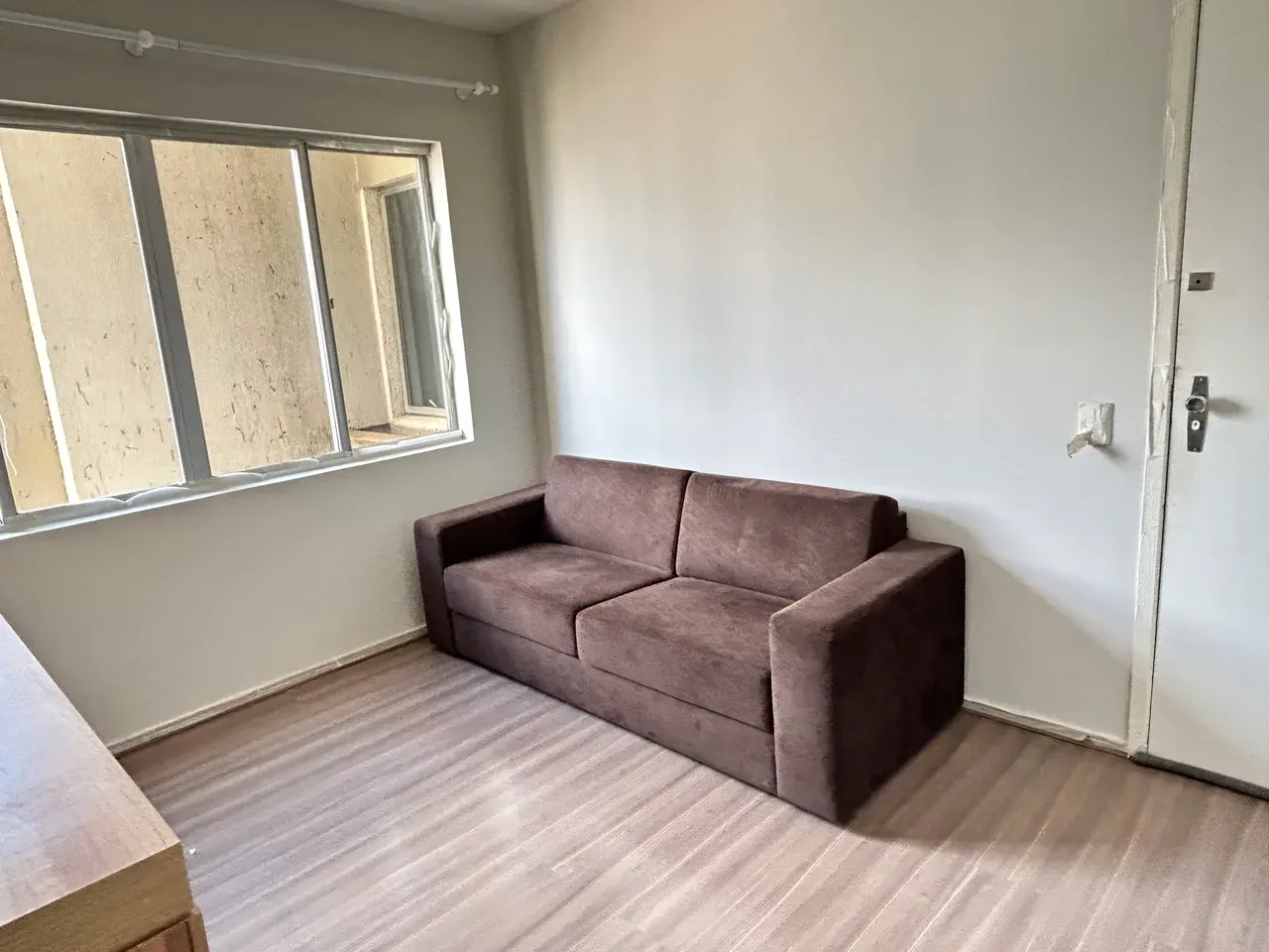 1 quarto e piso de madeira ou laminado: apartamento de 31 m² — photo 8