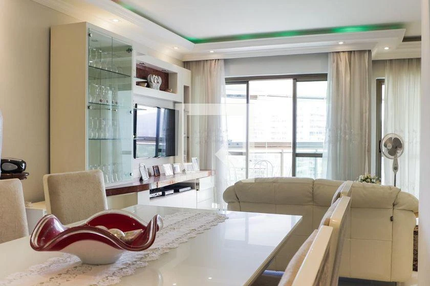 Furnished apartment, 150 m², with a glass-enclosed balcony — photo 11